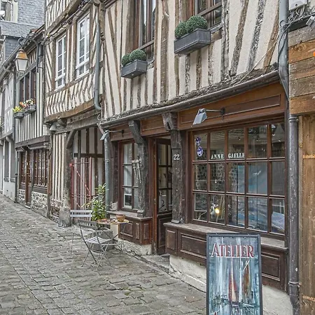 Apartment Luckey Homes - Rue Des Lingots